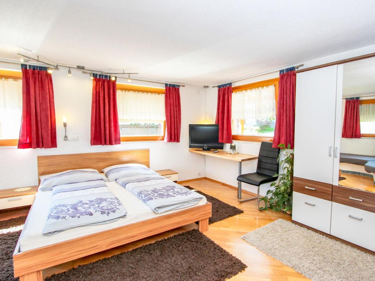 Apartment Christian By Interhome Fügen Esterno foto