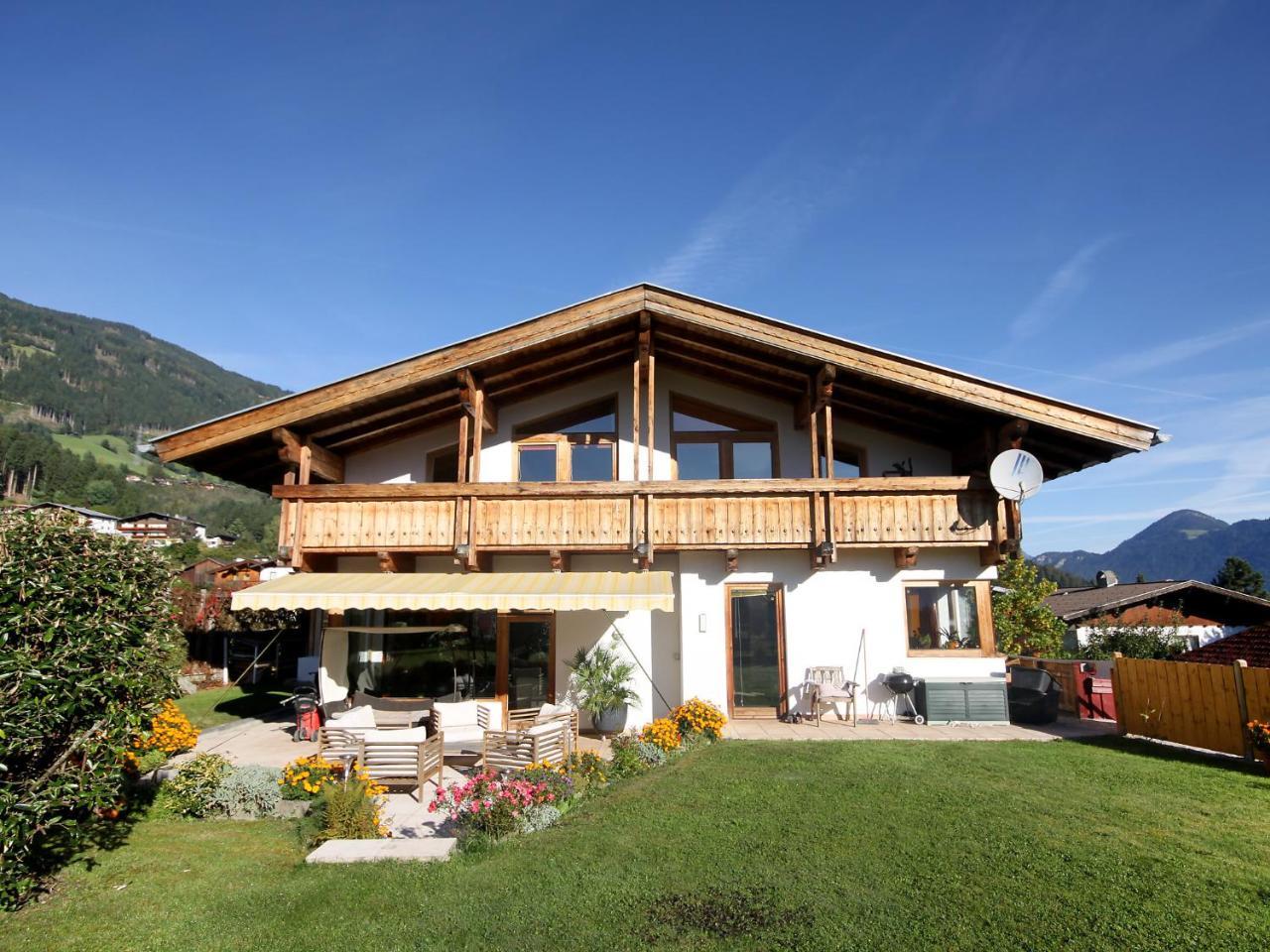 Apartment Christian By Interhome Fügen Esterno foto